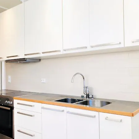 House 10 Pensionat 3*